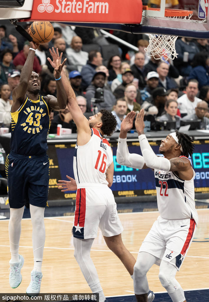 字母哥因伤退赛，雄鹿季后赛悬了？ 