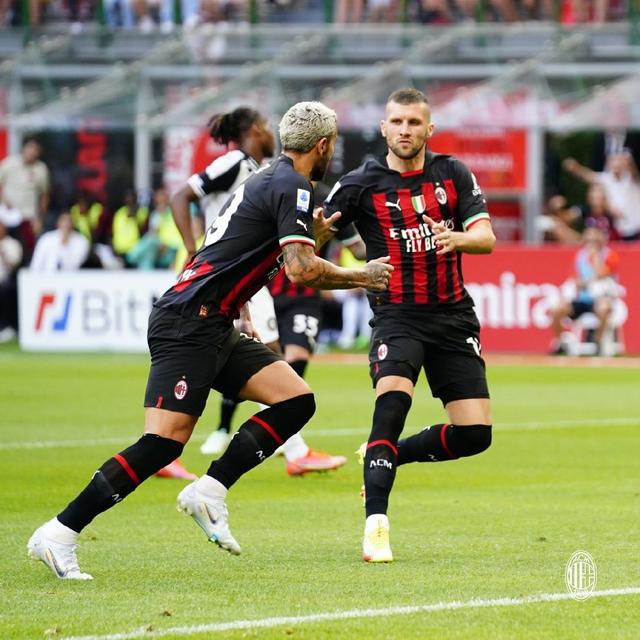 开云体育官网-AC米兰双后腰组合数据解析 