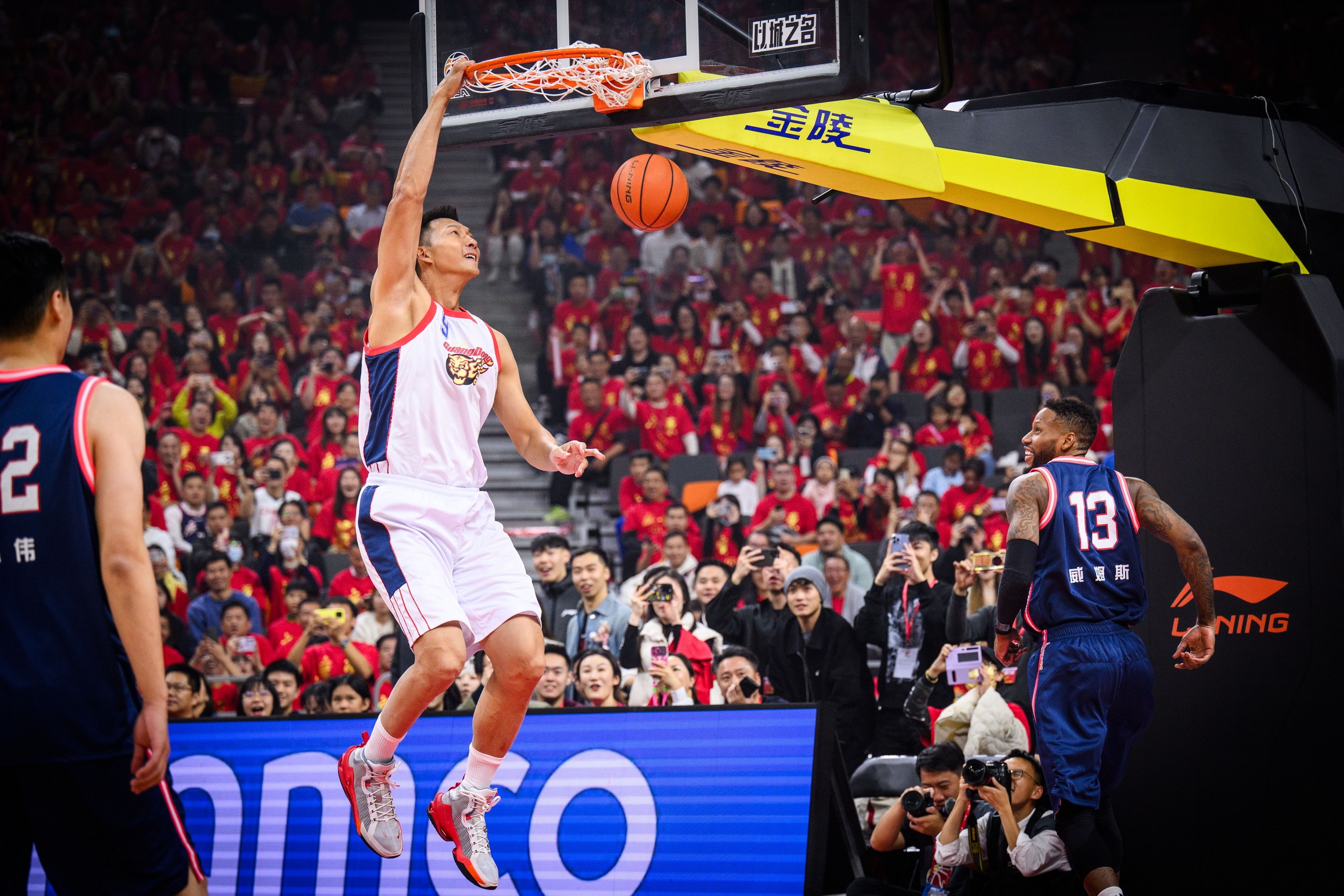 开云体育官网-关于广东宏远CBA十冠王朝，易建联功不可没的信息