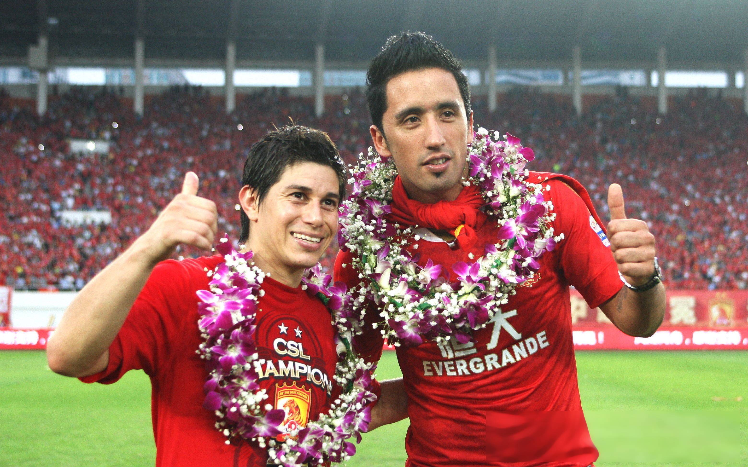 开云体育网站入口-关于中超金靴之争白热化，外援大战本土射手的信息