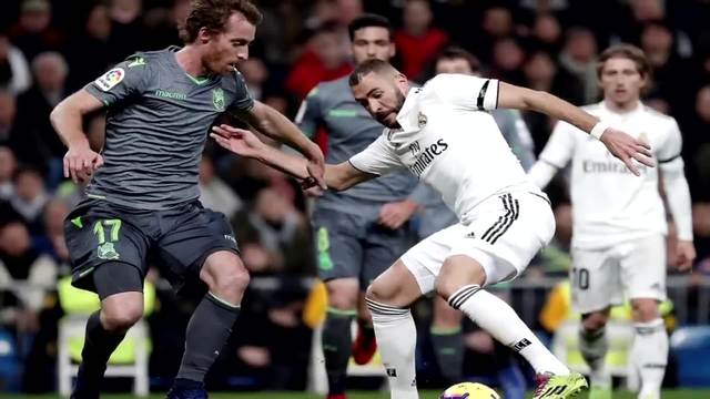 巴萨三连败,哈维帅位岌岌可危?的简单介绍 巴萨三连败,哈维帅位岌岌可危?的简单介绍