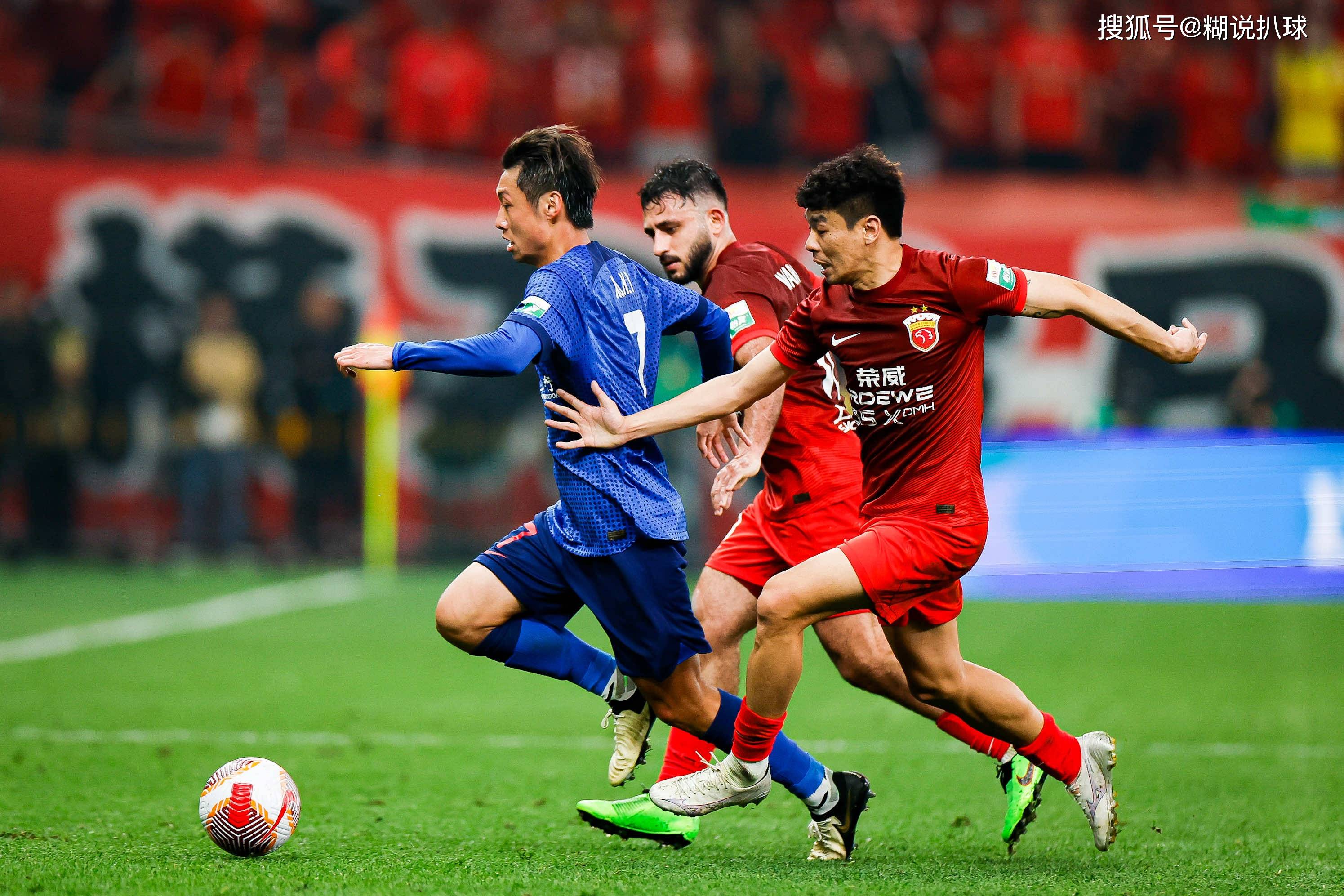 开云体育注册-中超十年变化有多大？球场、水平、氛围全对比的简单介绍