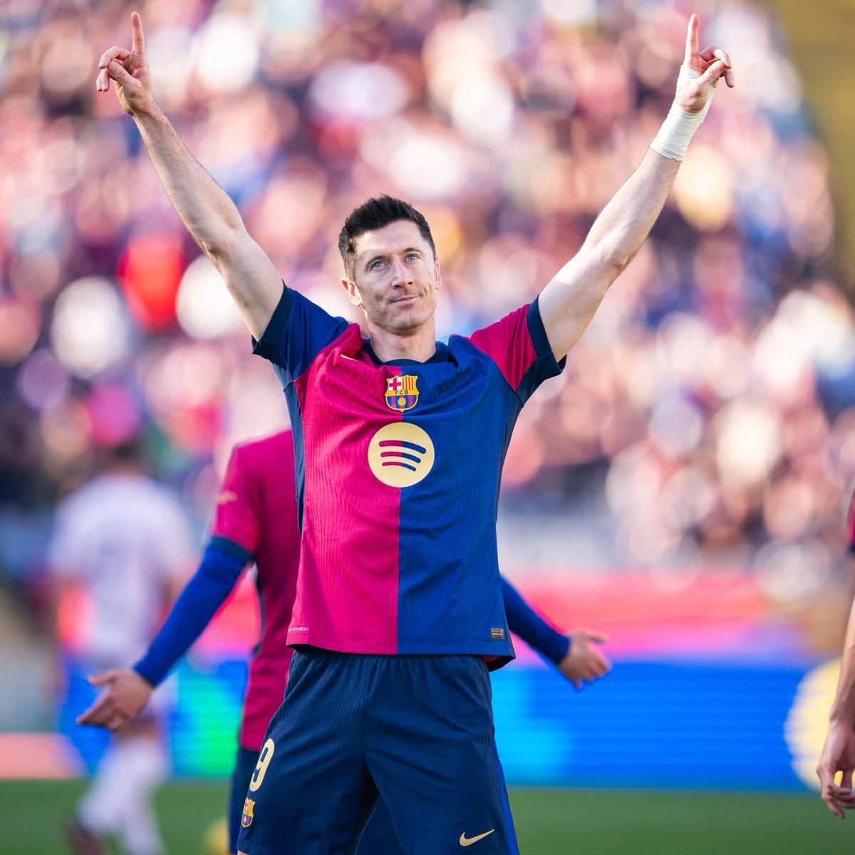 开云体育网站-莱万9分钟5球：德甲最疯狂纪录 