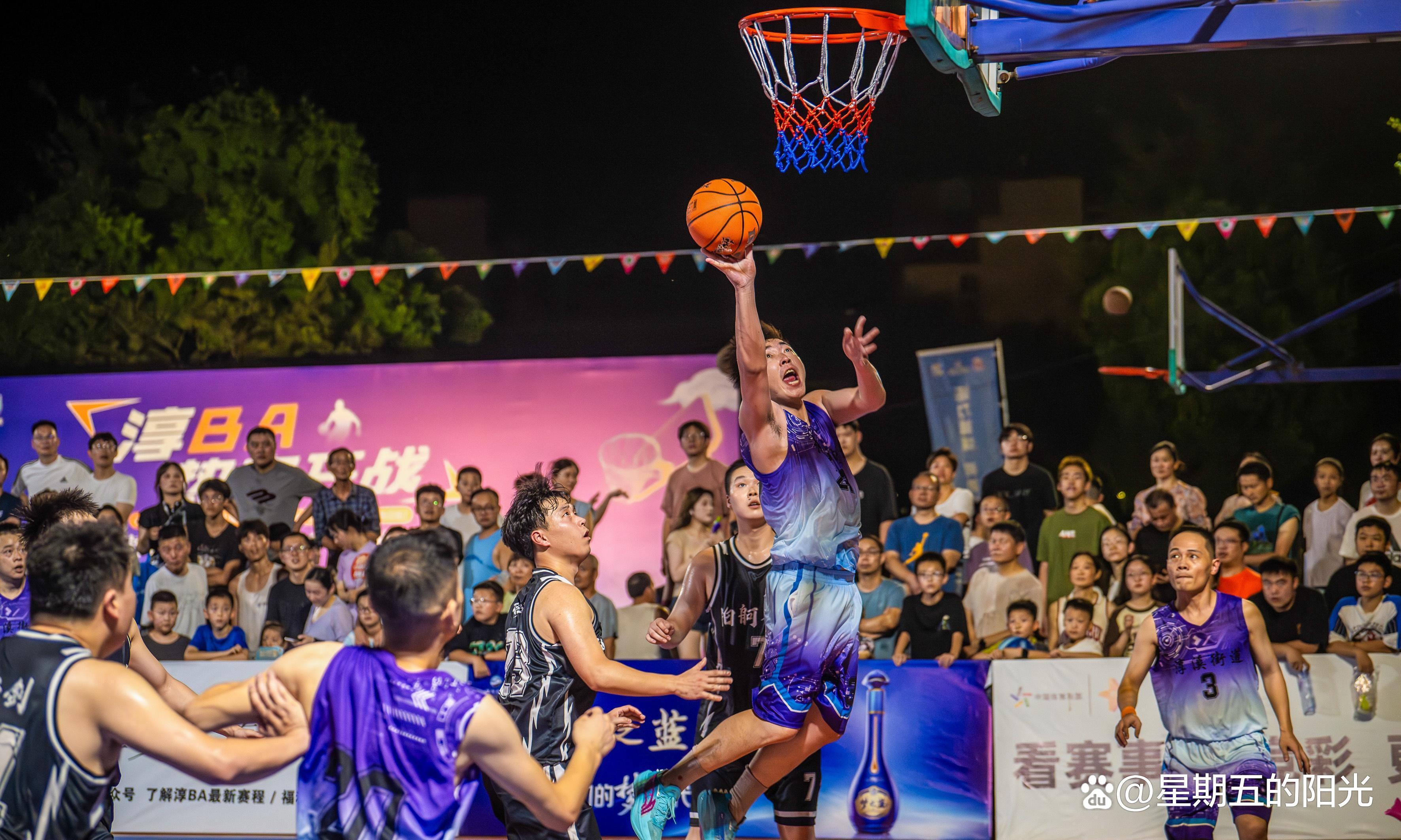 开云体育-校园篮球赛燃爆！精彩回顾的简单介绍