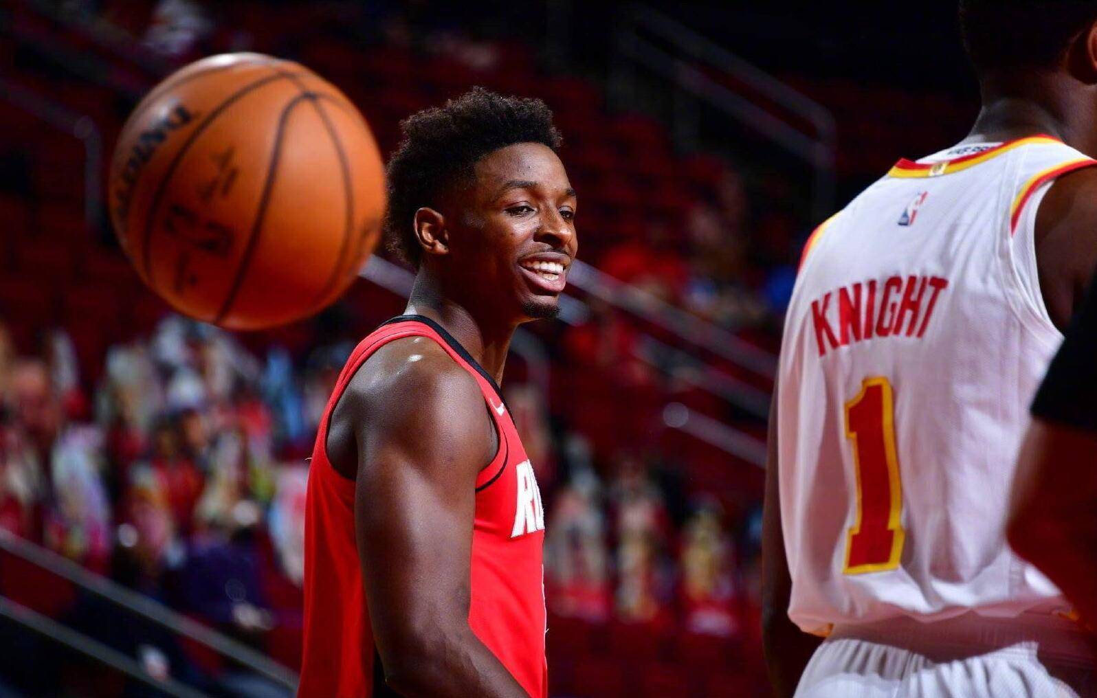 火箭重建完成？年轻核心+高顺位新秀崛起的简单介绍