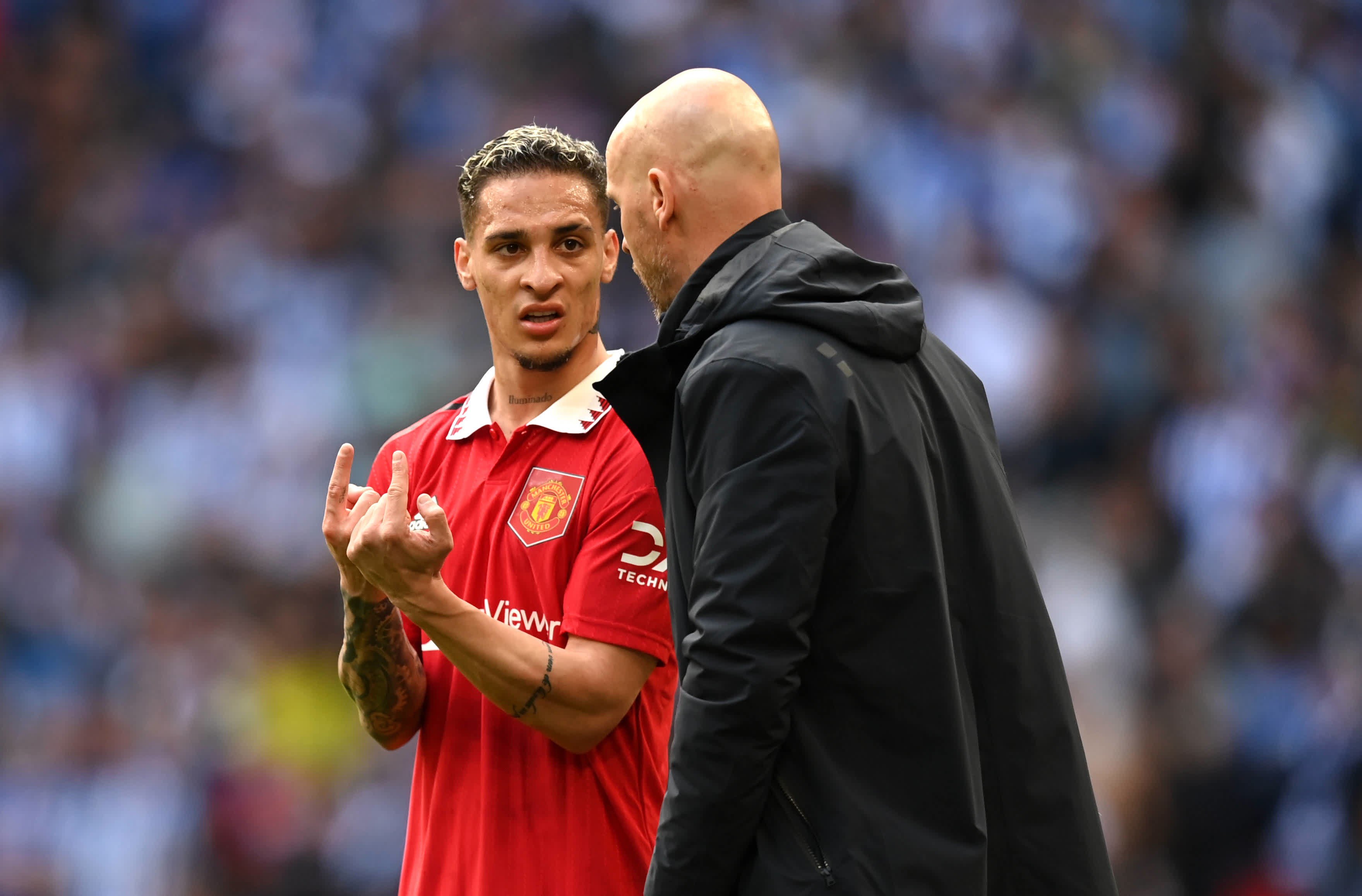 开云体育在线-曼联更衣室风波不断，滕哈赫还能稳住局面？的简单介绍